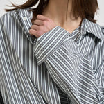 Camicia donna incrociata a righe bianca e grigia LACE MUL5726S IRO 