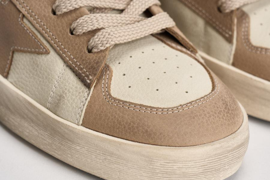 Sneakers uomo Stardan bianca e beige GMF00667 F00814015875 GOLDEN GOOSE 