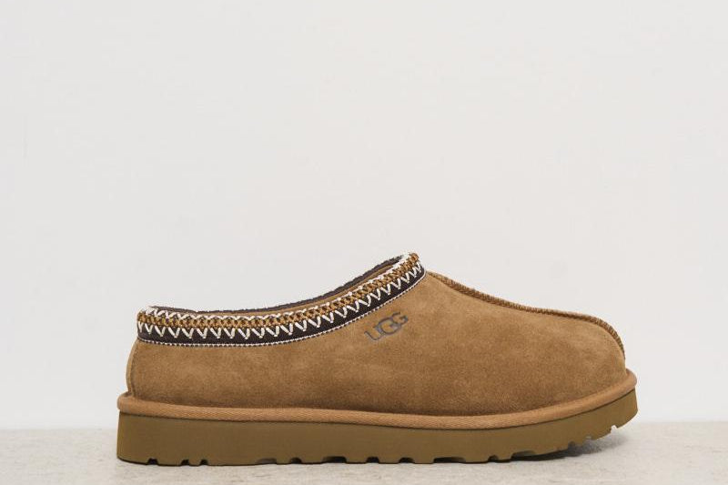 UGG 5950CHESTNUT