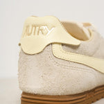 Sneakers donna Windspin in suede panna SLWU B01 AUTRY 