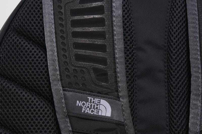 Zaino uomo Borealis Classic nero NF00CF9C 4GZ1 THE NORTH FACE 