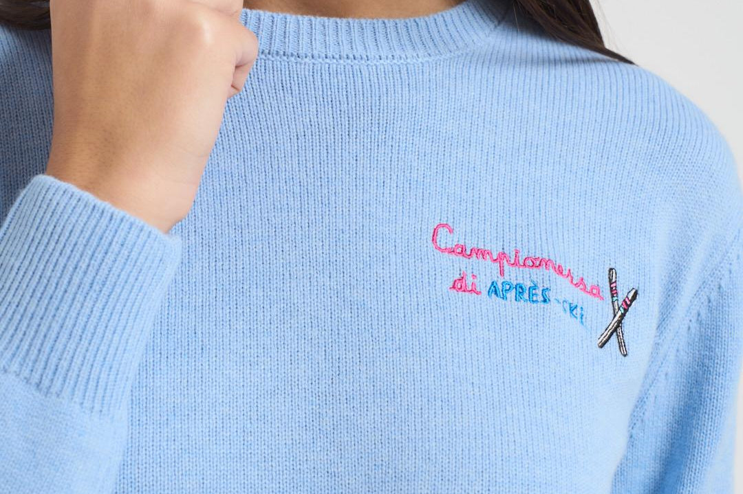 Maglia donna girocollo con ricamo celeste NEWQUEEN CAMP31 MC2 SAINT BARTH 
