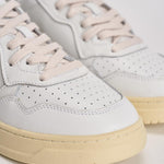 Sneakers uomo Medalist bianca e blu AULM LL12 AUTRY 