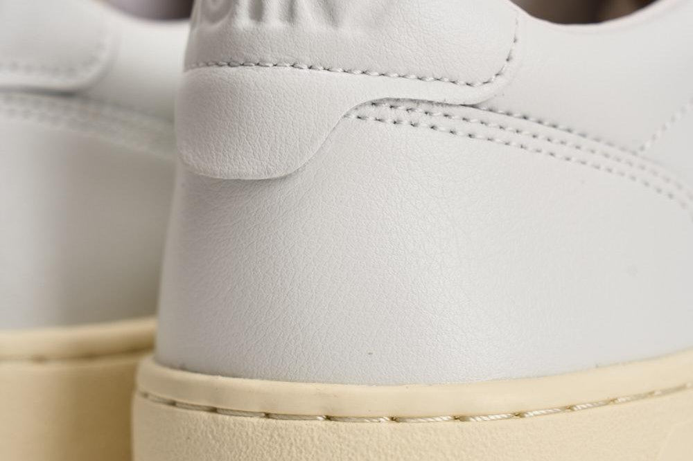 Sneakers uomo Medalist Low bianca AULM LL15 AUTRY 