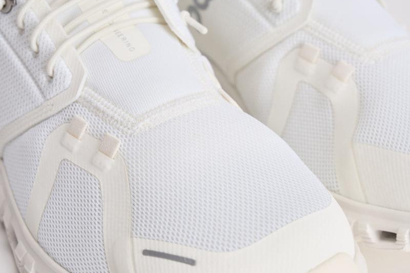Sneakers Cloud 6 uomo bianca CLOUD6 WHITE ON RUNNING 