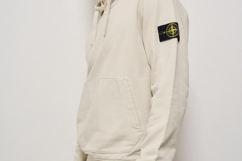 Felpa uomo panna con cappuccio 6100045 S0051V0095 STONE ISLAND 