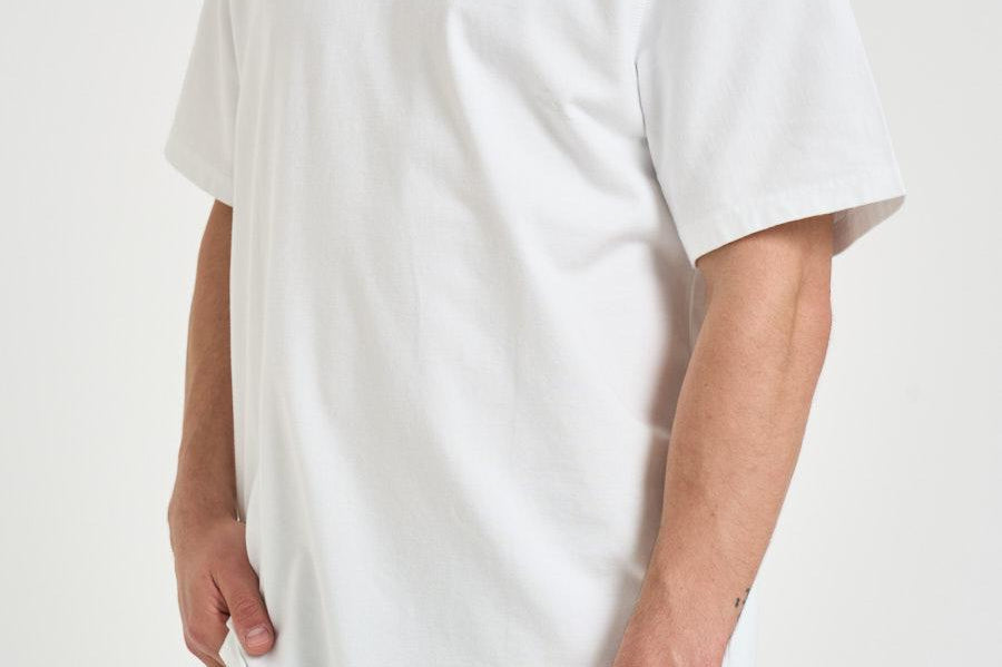 T-shirt uomo bianca con stampa nera 100T 100 ARTE ANTWERP 