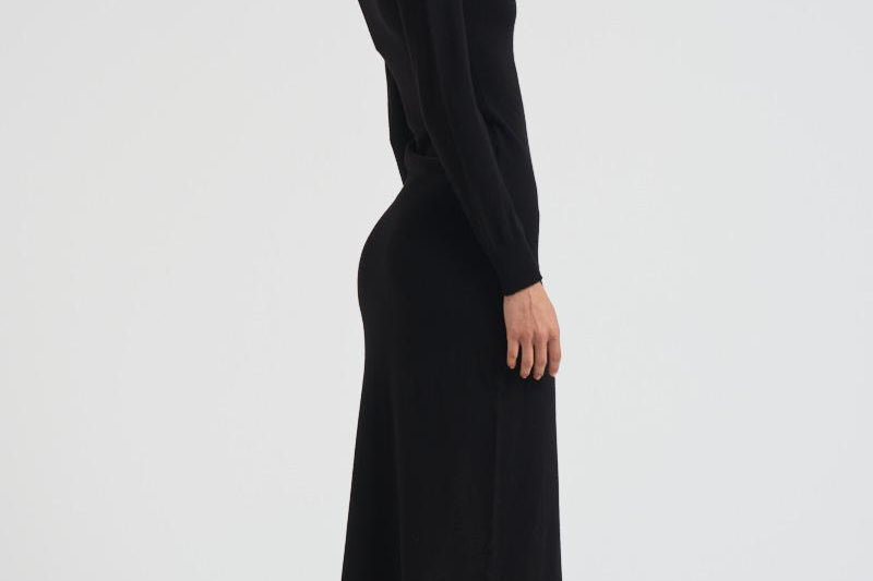 Abito donna lungo con spacco nero D550909 LIME013NERO P.a.r.o.s.h. 