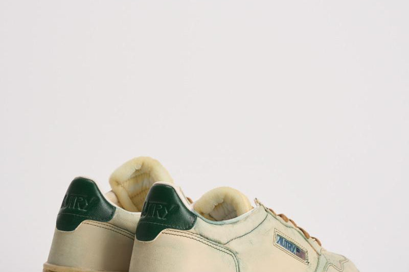 Sneakers uomo Medalist low vintage AVLM ED02 AUTRY 