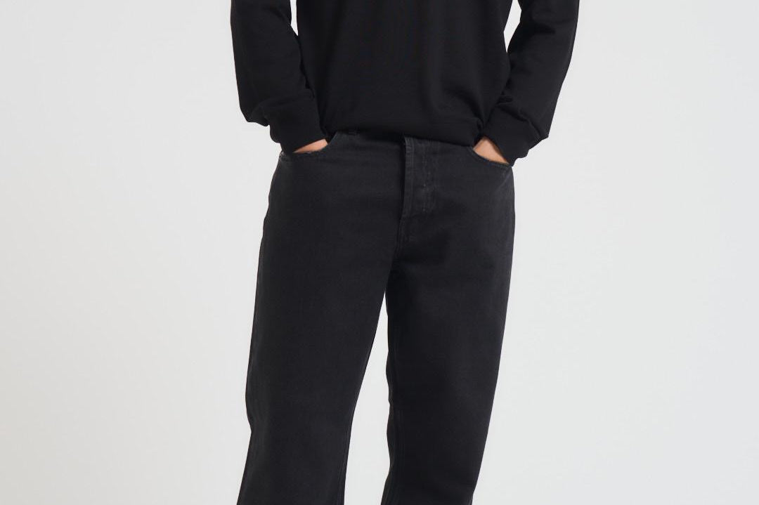 Polo uomo in lana merino nera GMP01353 P00104190100 GOLDEN GOOSE 