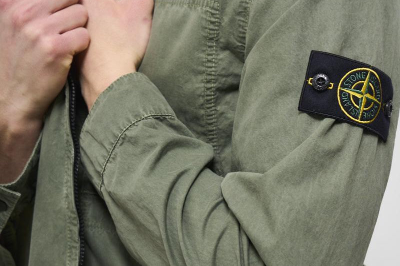 Camicia uomo verde con zip 1200032 S00WNV0159 STONE ISLAND 