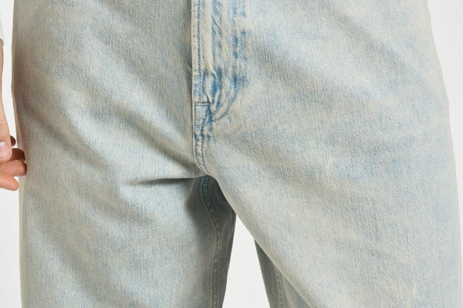 Jeans uomo wide leg in denim chiaro M26100008 PALECLOUD SAMSØE SAMSØE 