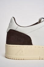 Sneakers uomo Medalist Low in suede bianca e marrone AULM FT19 AUTRY 