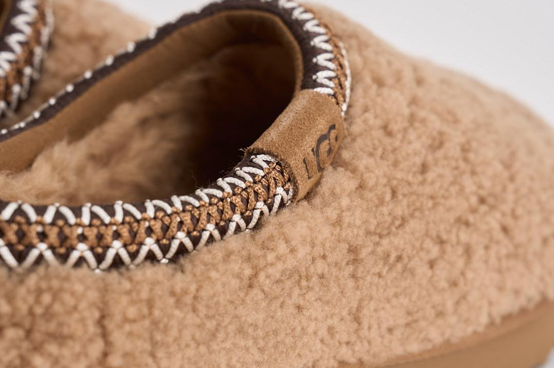 Mule donna Tasman Curly cammello 1158356 CHESTNUT UGG 