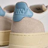 Sneakers donna Medalist Low celeste AULW LS12 AUTRY 