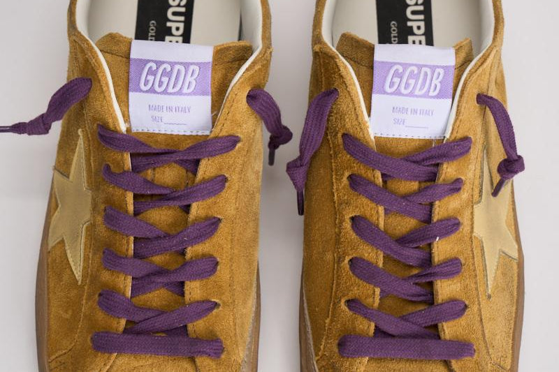 Sneakers uomo Super Star in suede cammello GMF00101 F00750482995 GOLDEN GOOSE 
