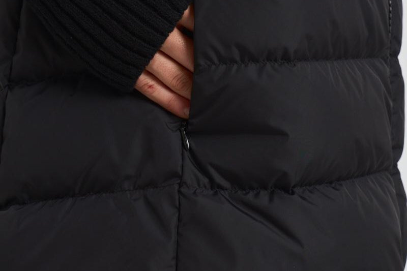 Piumino donna in nylon midi nero PI0660D 9389 HERNO 