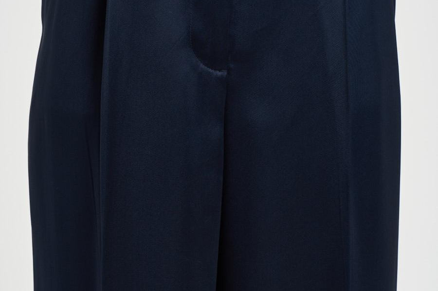 Pantalone donna con pinces satinato blu 12021 NAVY ANINE BING 
