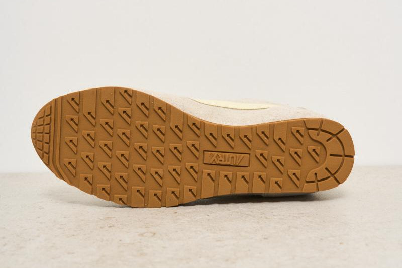 Sneakers donna Windspin in suede panna SLWU B01 AUTRY 