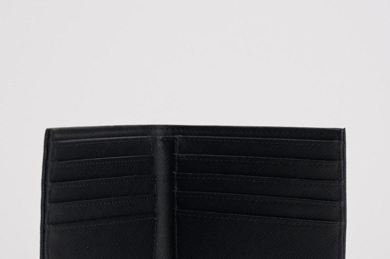Portafoglio uomo nero con logo Y4R168 Y138E81072 EMPORIO ARMANI 