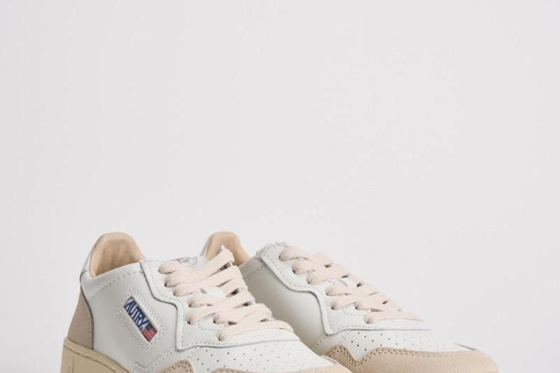 Sneakers donna medalist low in suede e bianca AULW LS33 AUTRY 
