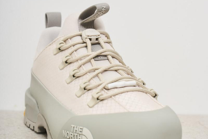 Sneakers uomo Glenclyffe bianco e grigio NF0A817B 6S41 THE NORTH FACE 