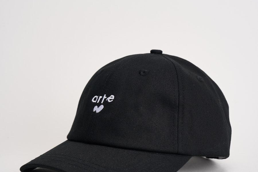 Cappello Heart logo nero 215AC 1 ARTE ANTWERP 