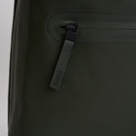 Zaino uomo impermeabile verde 13320 03 RAINS 