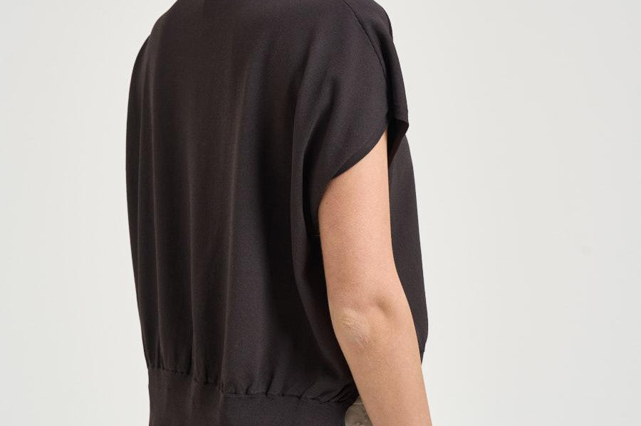 T-shirt donna in maglia marrone F6SA35 Y68 LIVIANA CONTI 