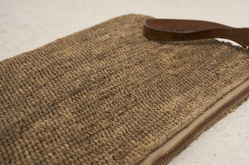 Pochette donna Ampy in rafia marrone AMPY DARKTEA IBELIV 