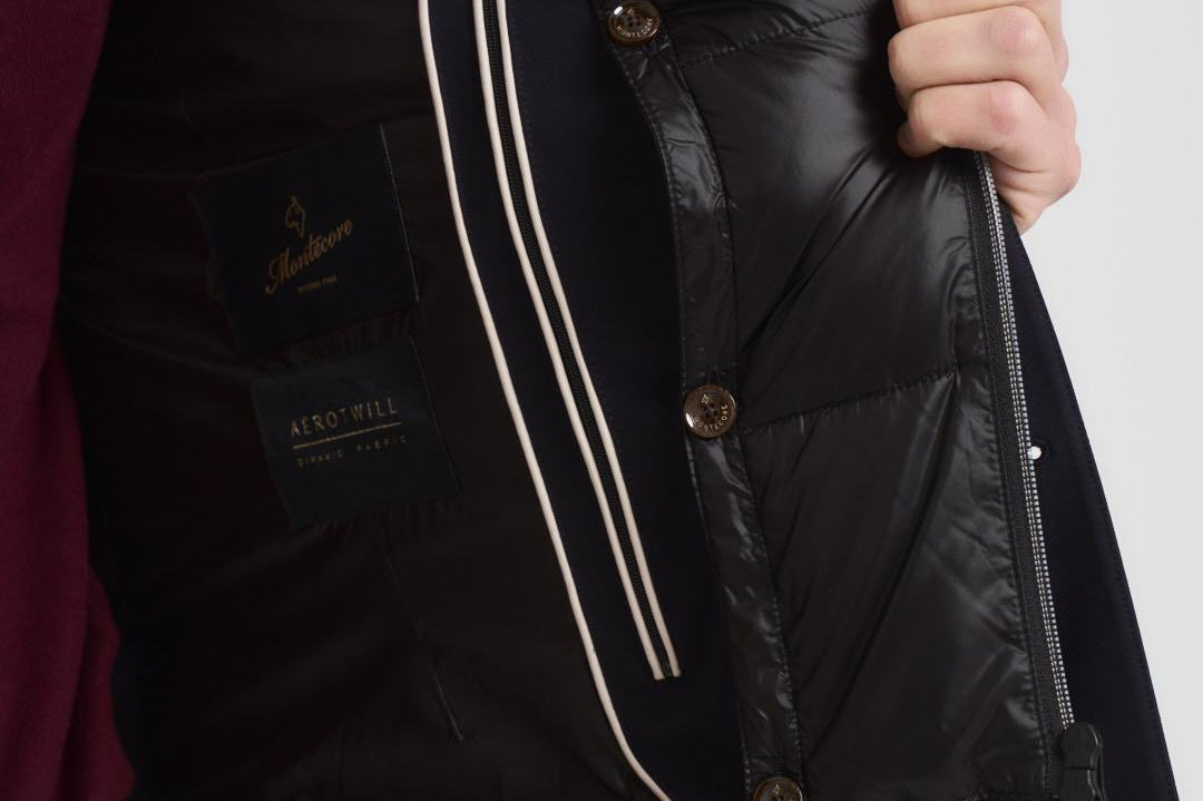 Piumino con cappuccio blu scuro F09MUCX581 18589 MONTECORE 