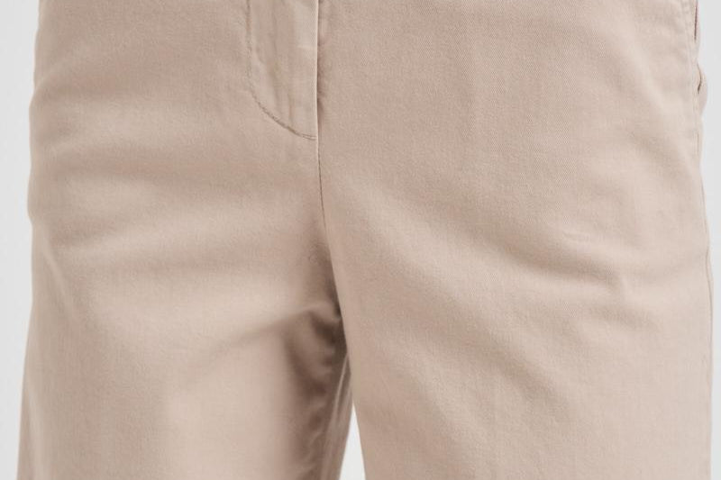 Pantalone in gabardina di cotone donna A04736T3 047 PESERICO 