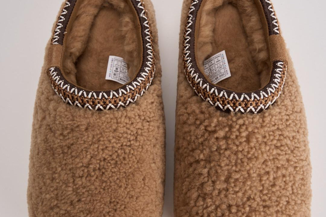 Mule donna Tasman Curly cammello 1158356 CHESTNUT UGG 