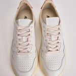 Sneakers uomo Medalist Low bianca e rossa AULM TB03 AUTRY 