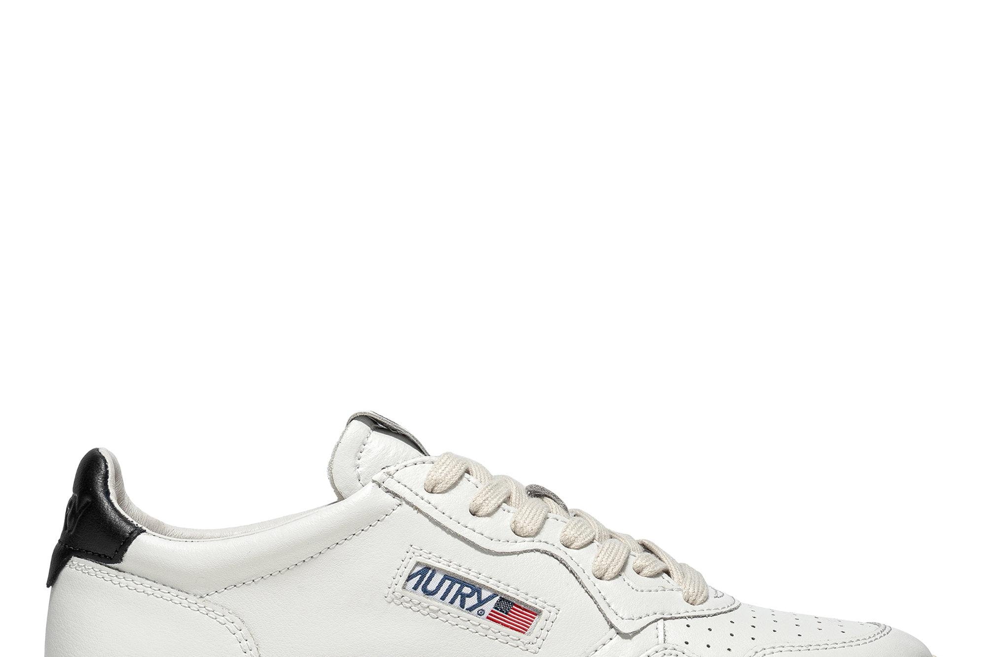 Sneakers donna Medalist bianca e nera AULW LL22 AUTRY 
