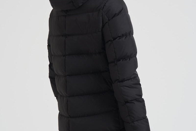 Piumino donna in nylon midi nero PI0660D 9389 HERNO 
