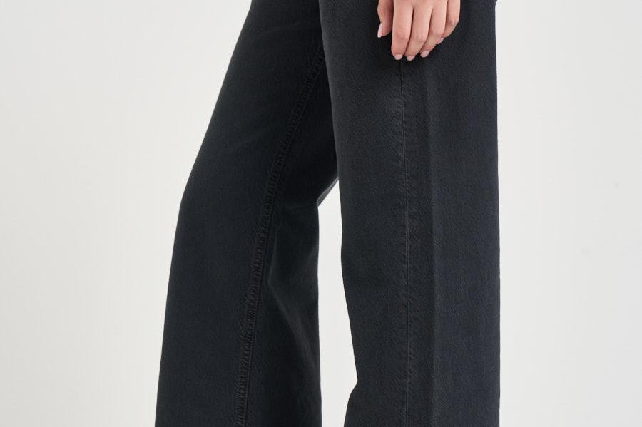 Jeans donna gamba dritta in denim nero WINNTTWILL CARBON HAIKURE 