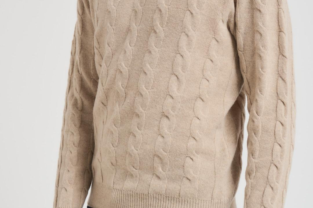 Maglia uomo girocollo a treccia beige 25FCCM010439 112 ACCADEMIE TESSILI 