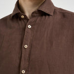 Camicia uomo in lino marrone J66TNP UR6 ACCADEMIE TESSILI 