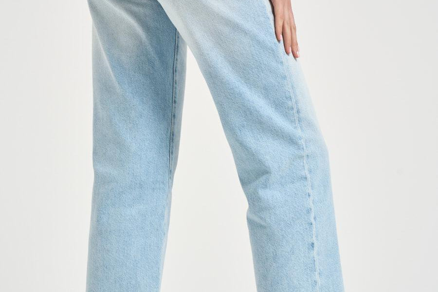 Jeans donna gamba dritta in denim chiaro JILL 8799SKYBLUE ICON DENIM 