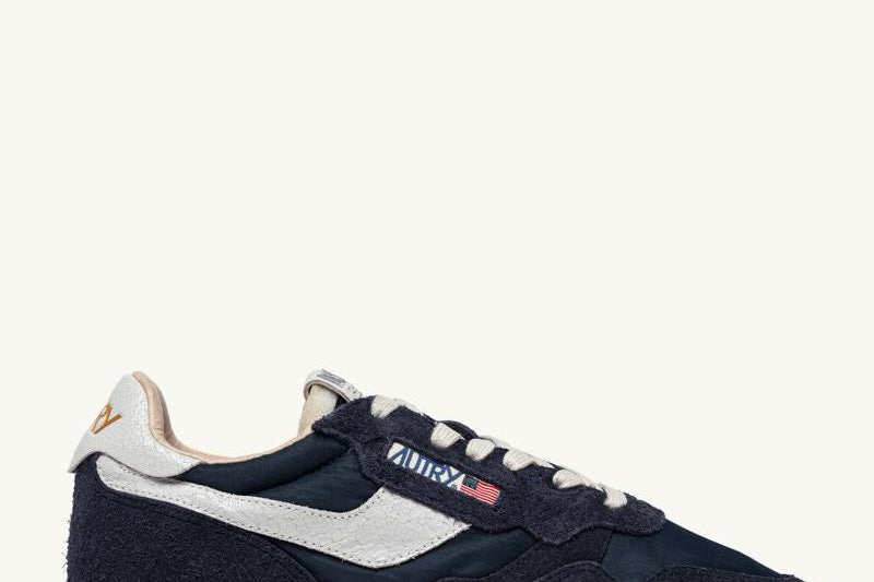 Sneakers Reelwind low blu notte WWLM NC30 AUTRY 