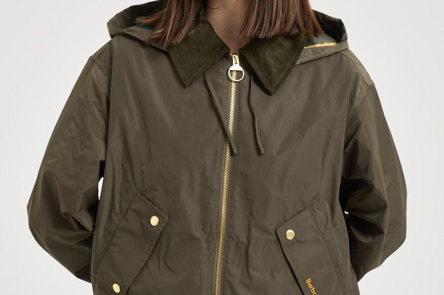 Giacca donna con cappuccio verde LSP0307 GN51 BARBOUR 