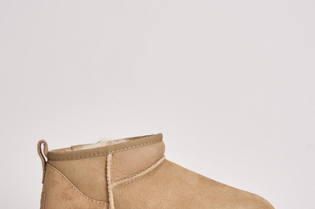 Stivali donna classic ultra mini sabbia 1116109 SAN UGG 