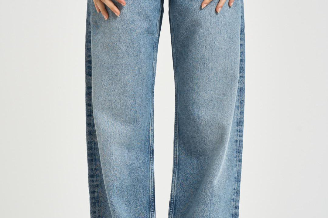Jeans donna gamba dritta in denim chiaro A317 1885CONCLUSION AGOLDE 