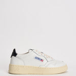 Sneakers donna Medalist bianca e nera AULW LL22 AUTRY 