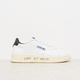 Sneakers uomo Medalist bianca e nera. AULM ML02 AUTRY 
