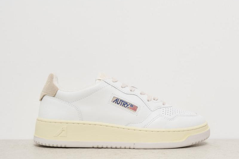 Sneakers uomo Medalist panna e beige AULM VS05 AUTRY 