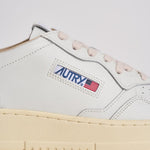 Sneakers uomo Medalist Low bianca e rossa AULM TB03 AUTRY 