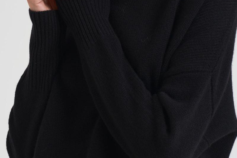 Dolcevita donna Heidi in cashmere nero 202113 BLACK LISA YANG 