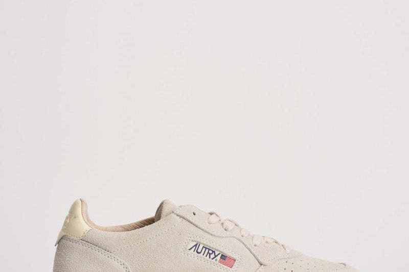 Sneakers uomo Medalist low in suede grigio AULM UH01 AUTRY 
